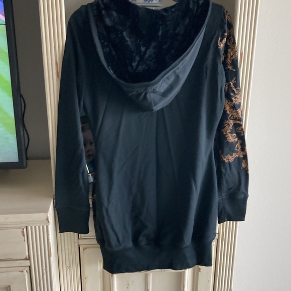 Ruthless art sweatshirt - Picture 2 of 2